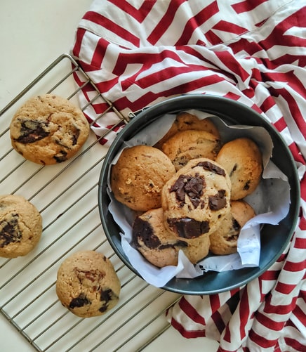 Creative ways to bake with a chocolate bar